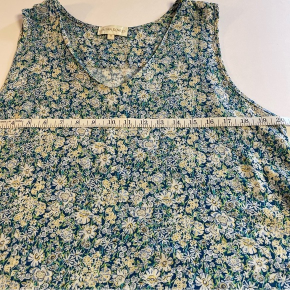 Cynthia Rowley Ruffle Hem Blue Floral Tank Top Size Medium - Picture 10 of 10